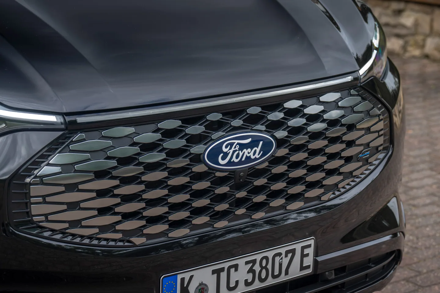 Ford E-Tourneo Custom — foto 4