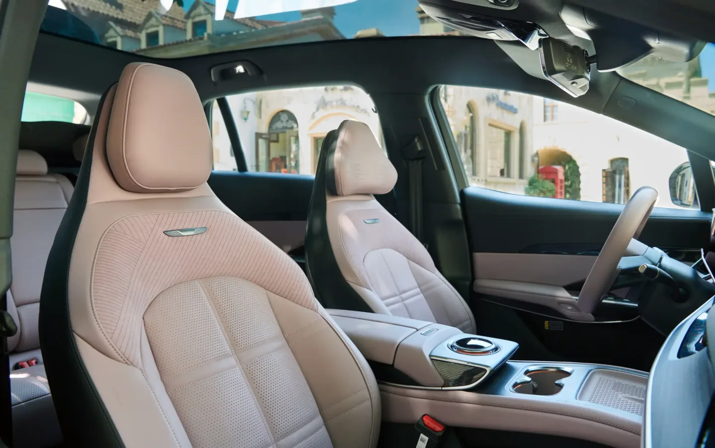Hongqi EHS7 — foto 4
