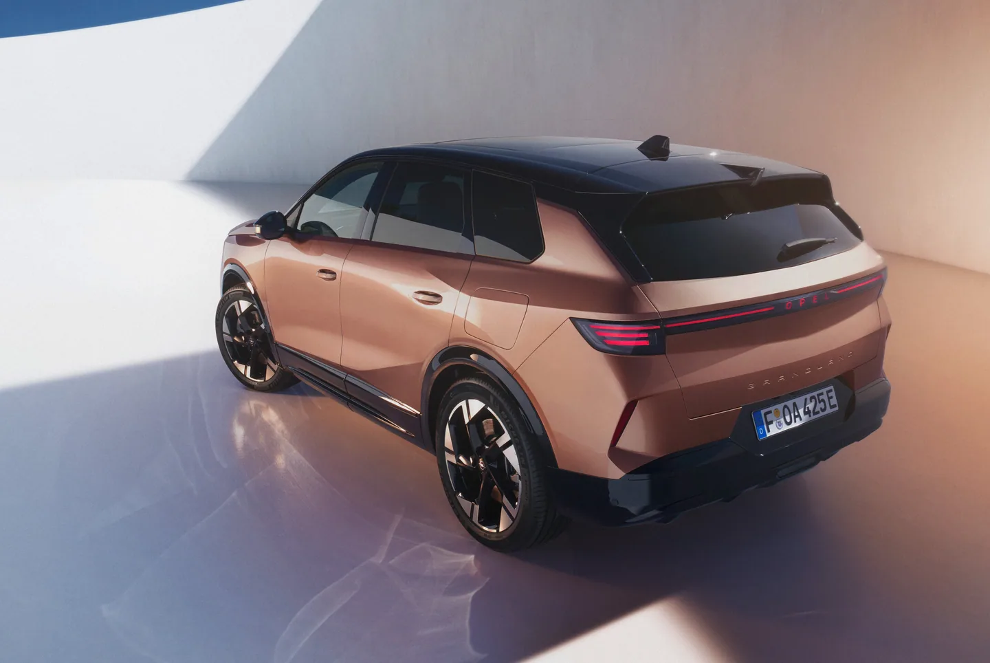 Opel Grandland Electric — foto 2