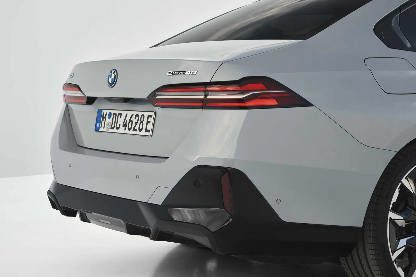 BMW i5 — foto 4