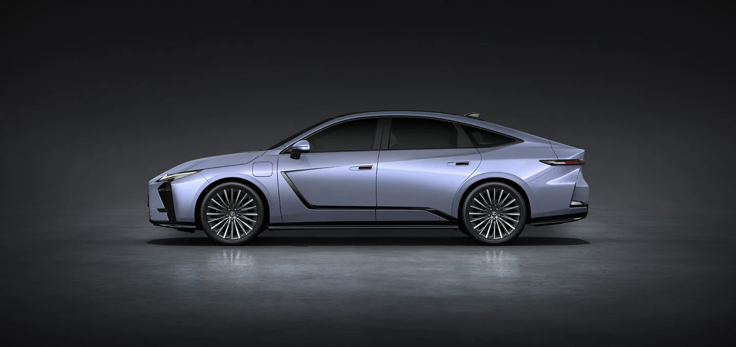 Lexus ES — foto 4