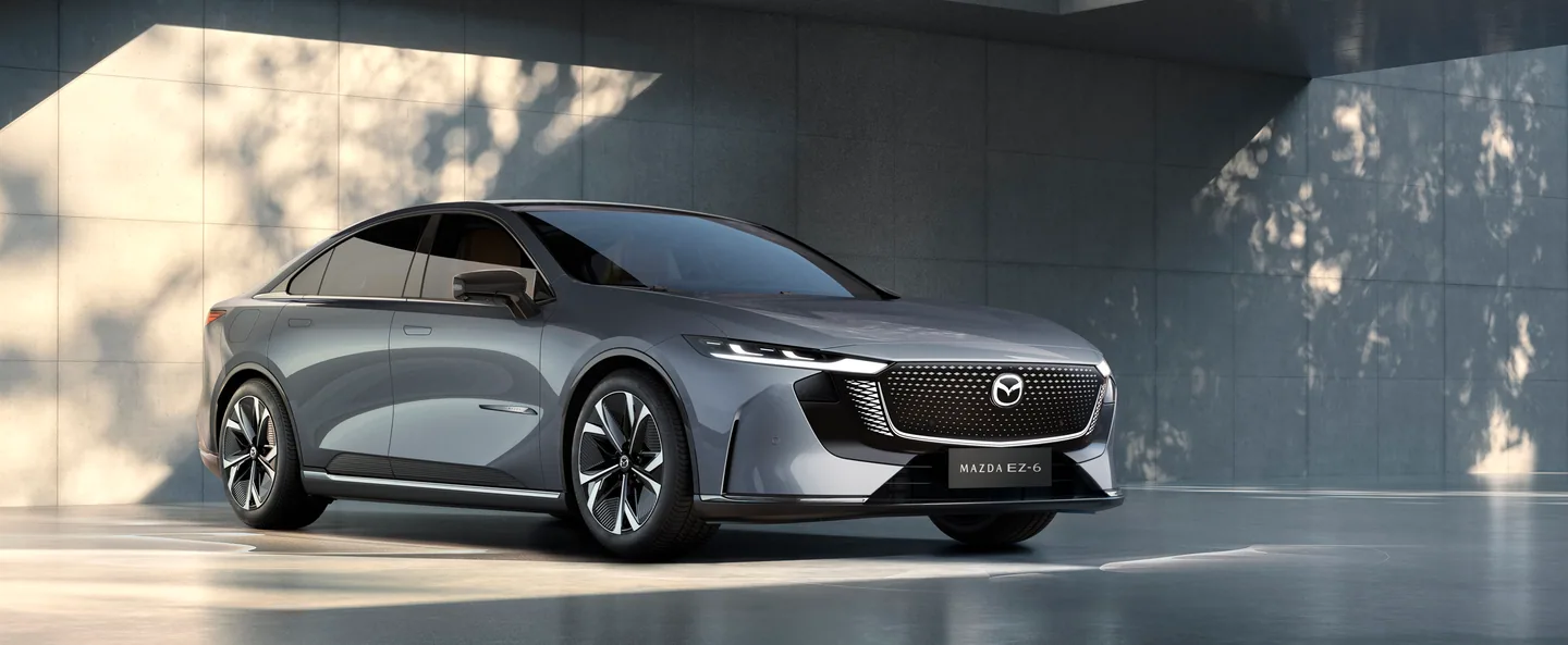 Mazda 6e — foto 2