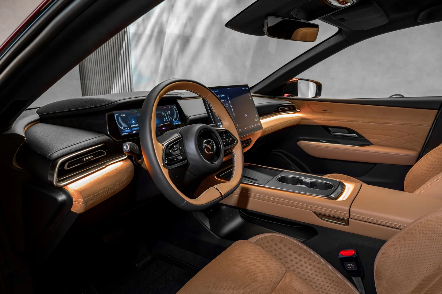 Mazda 6e — foto 4