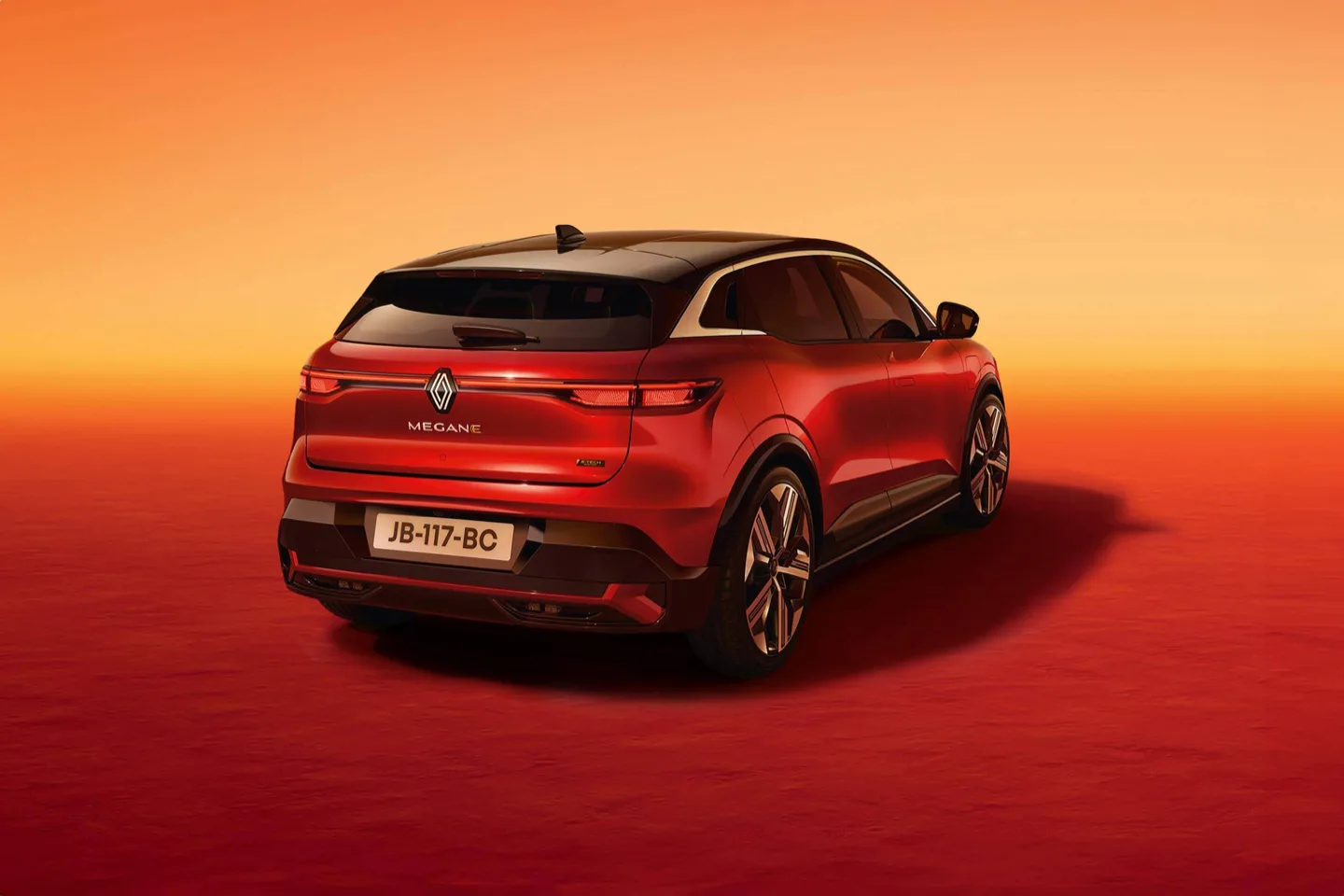 Renault Megane E-Tech — foto 2
