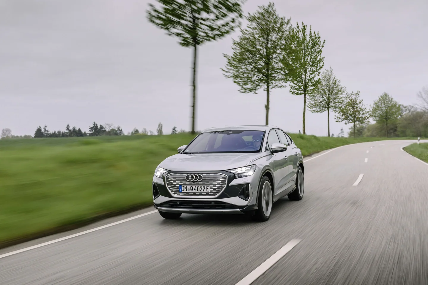 Audi Q4 Sportback e-tron — foto 4