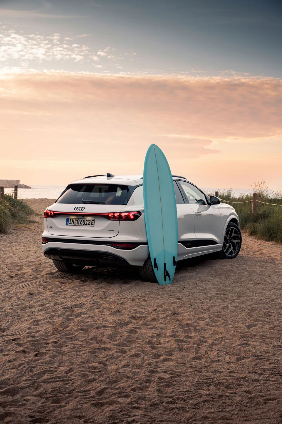Audi Q6 e-tron — foto 4
