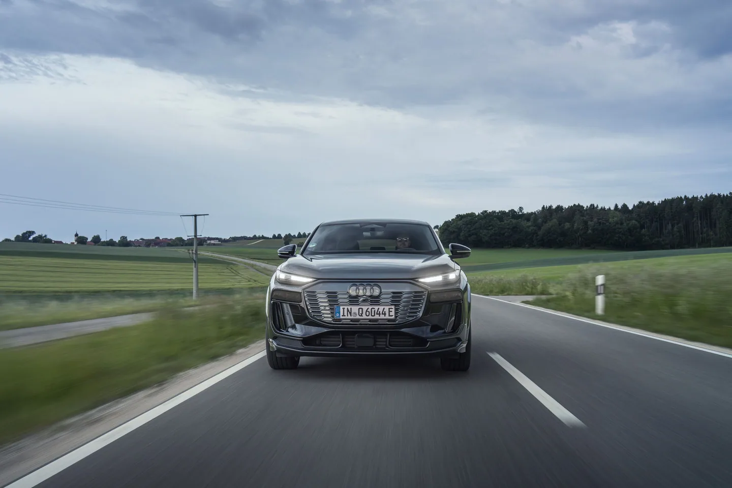 Audi Q6 Sportback e-tron — foto 2