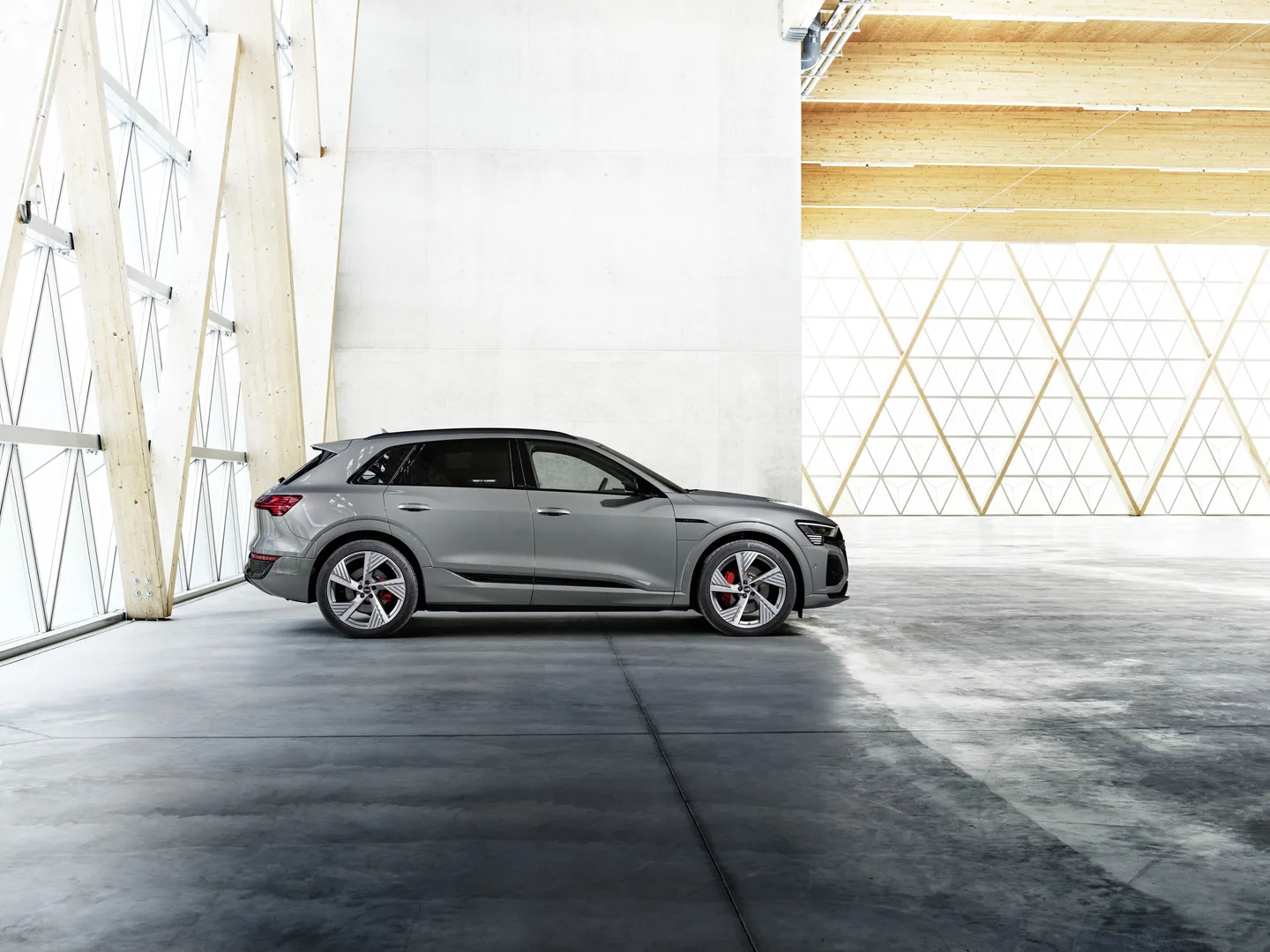 Audi Q8 e-tron — foto 4