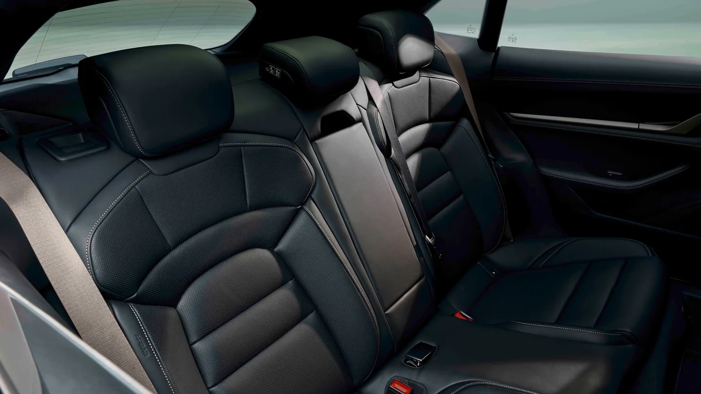 Porsche Taycan Cross Turismo — foto 3