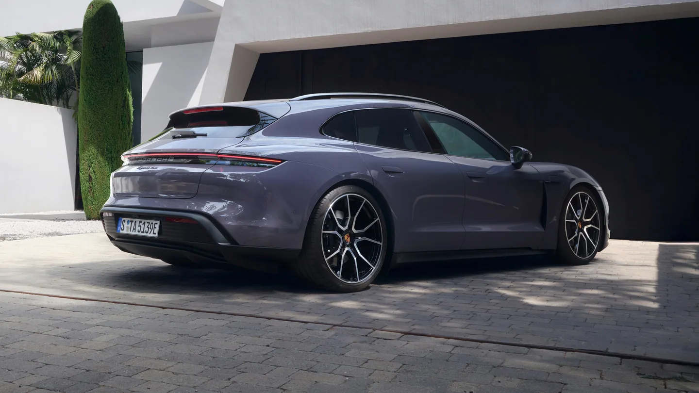 Porsche Taycan Sport Turismo — foto 4