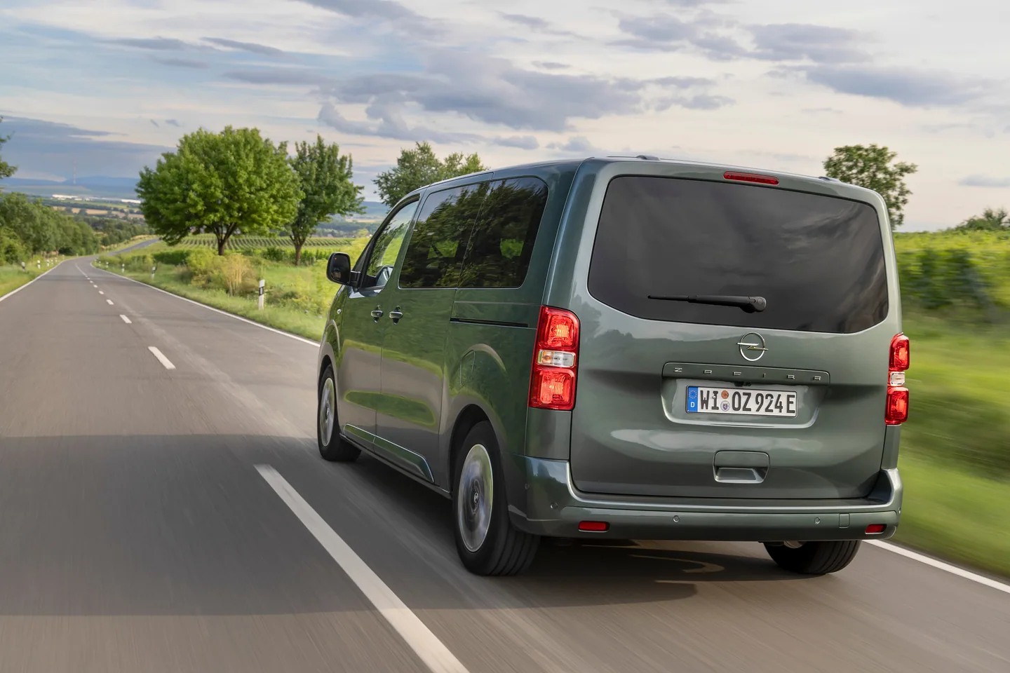 Opel Zafira Electric — foto 2